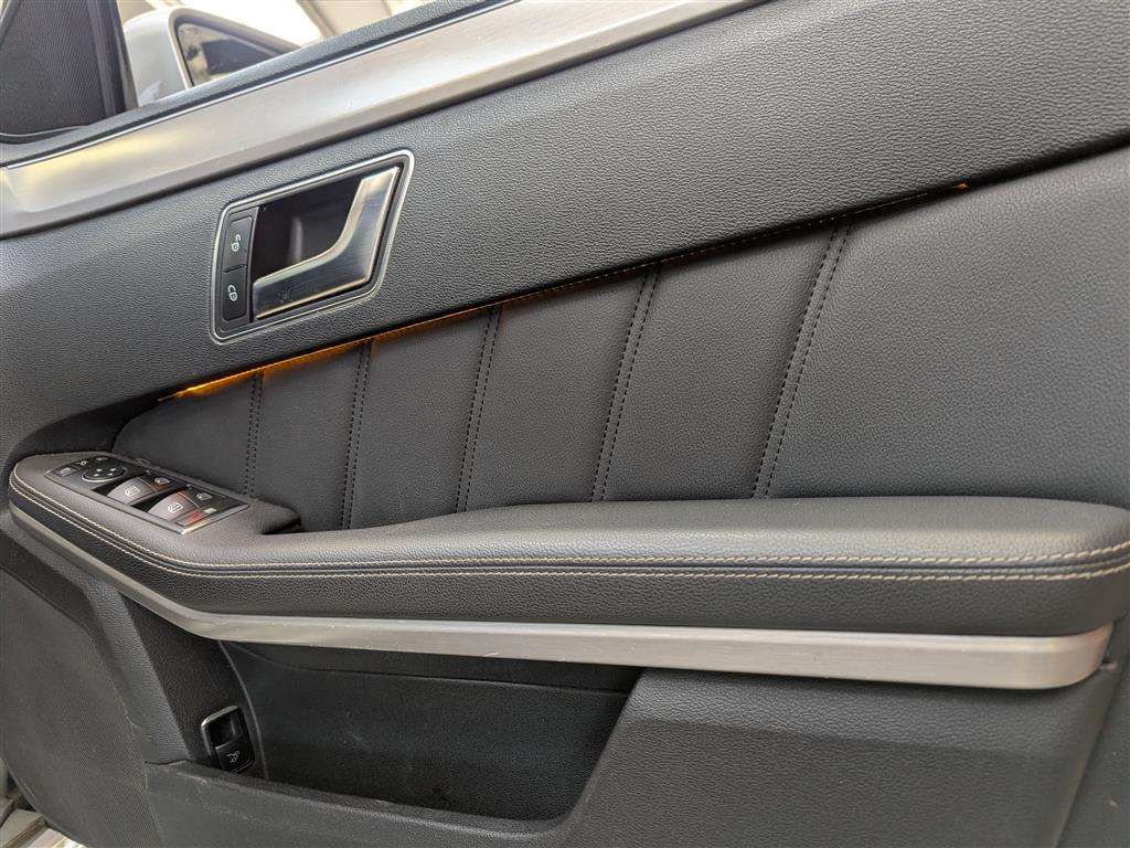 <p>2013 MERCEDES-BENZ E220 SPORT CDI BLUEEF-CY</p>