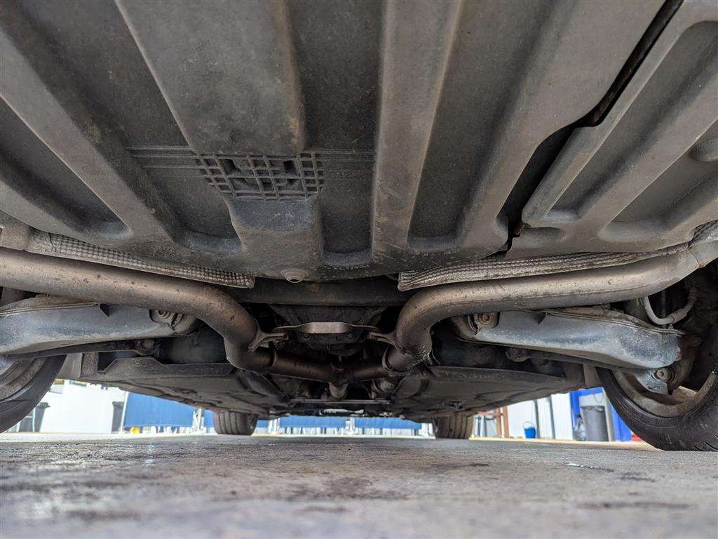 <p>2013 MERCEDES-BENZ E220 SPORT CDI BLUEEF-CY</p>