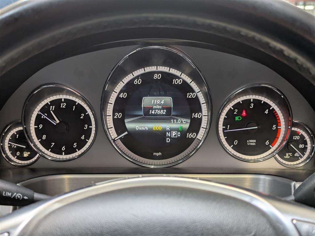 <p>2013 MERCEDES-BENZ E220 SPORT CDI BLUEEF-CY</p>