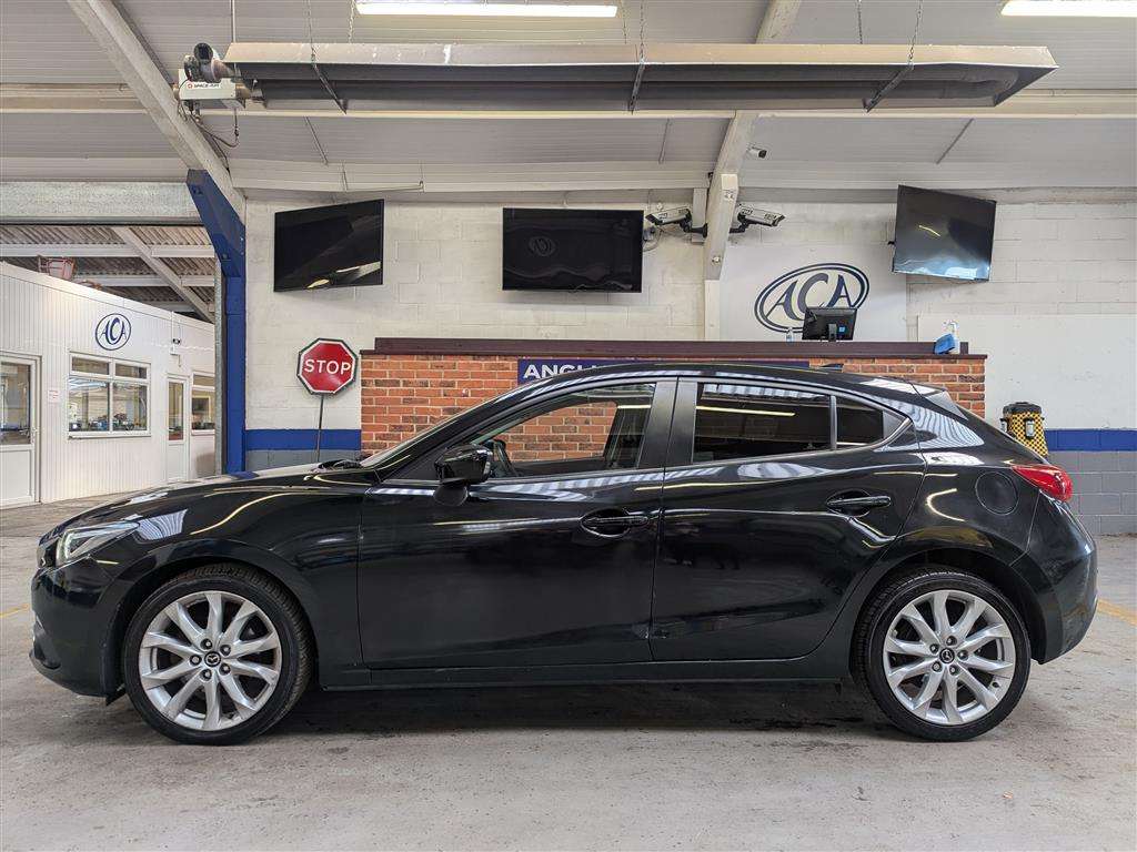 <p>2016 MAZDA 3 SPORT NAV D</p>