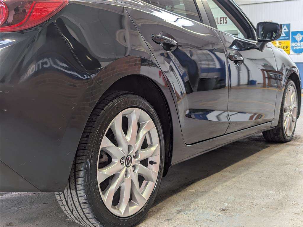 <p>2016 MAZDA 3 SPORT NAV D</p>