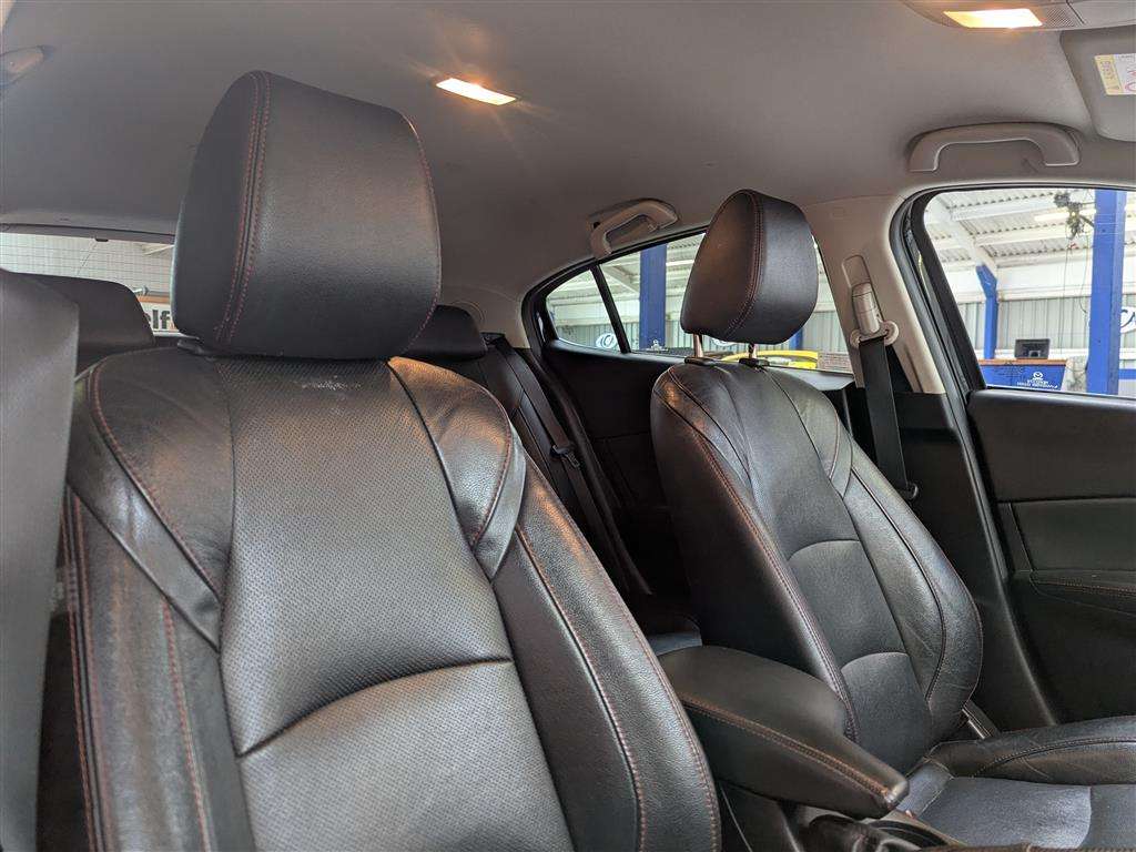 <p>2016 MAZDA 3 SPORT NAV D</p>