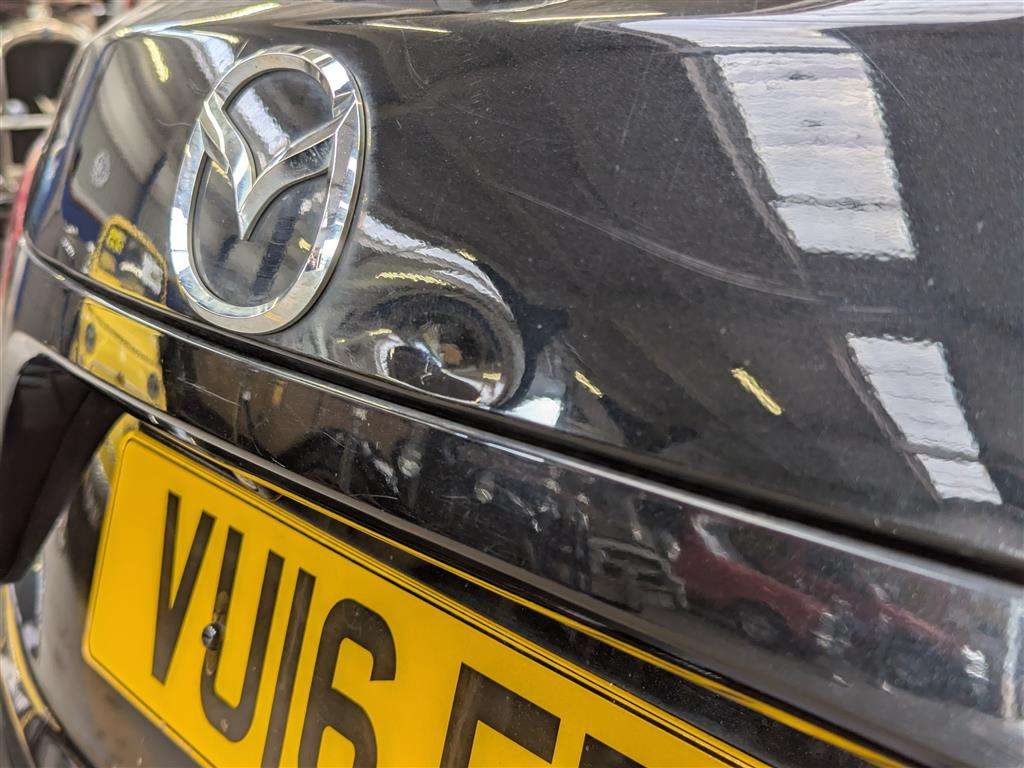 <p>2016 MAZDA 3 SPORT NAV D</p>