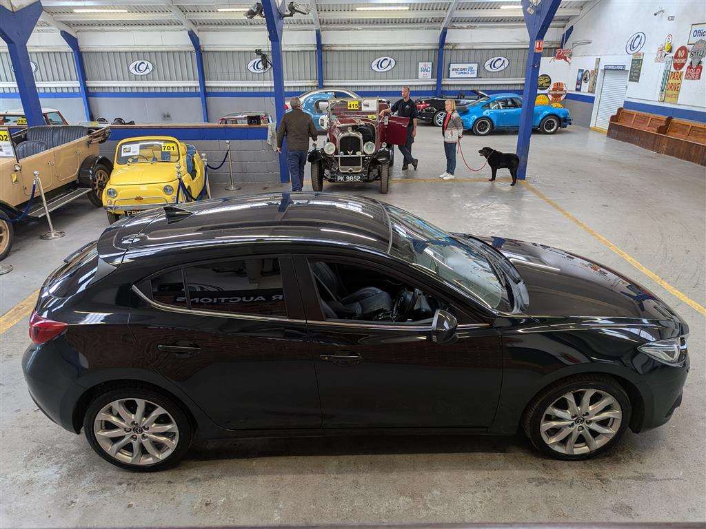 <p>2016 MAZDA 3 SPORT NAV D</p>