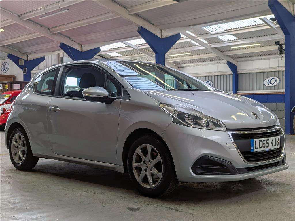 <p>2016 PEUGEOT 208 ACTIVE</p>