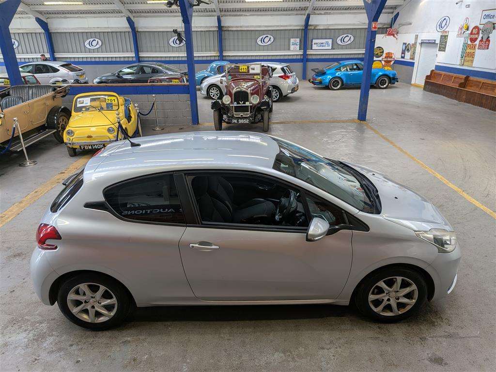 <p>2016 PEUGEOT 208 ACTIVE</p>