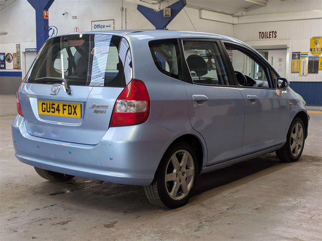 <p>2004 HONDA JAZZ SE SPORT CVT</p>