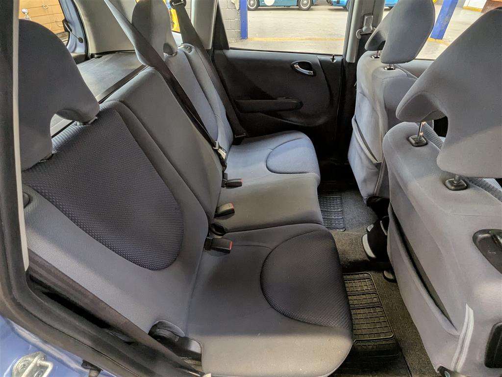 <p>2004 HONDA JAZZ SE SPORT CVT</p>