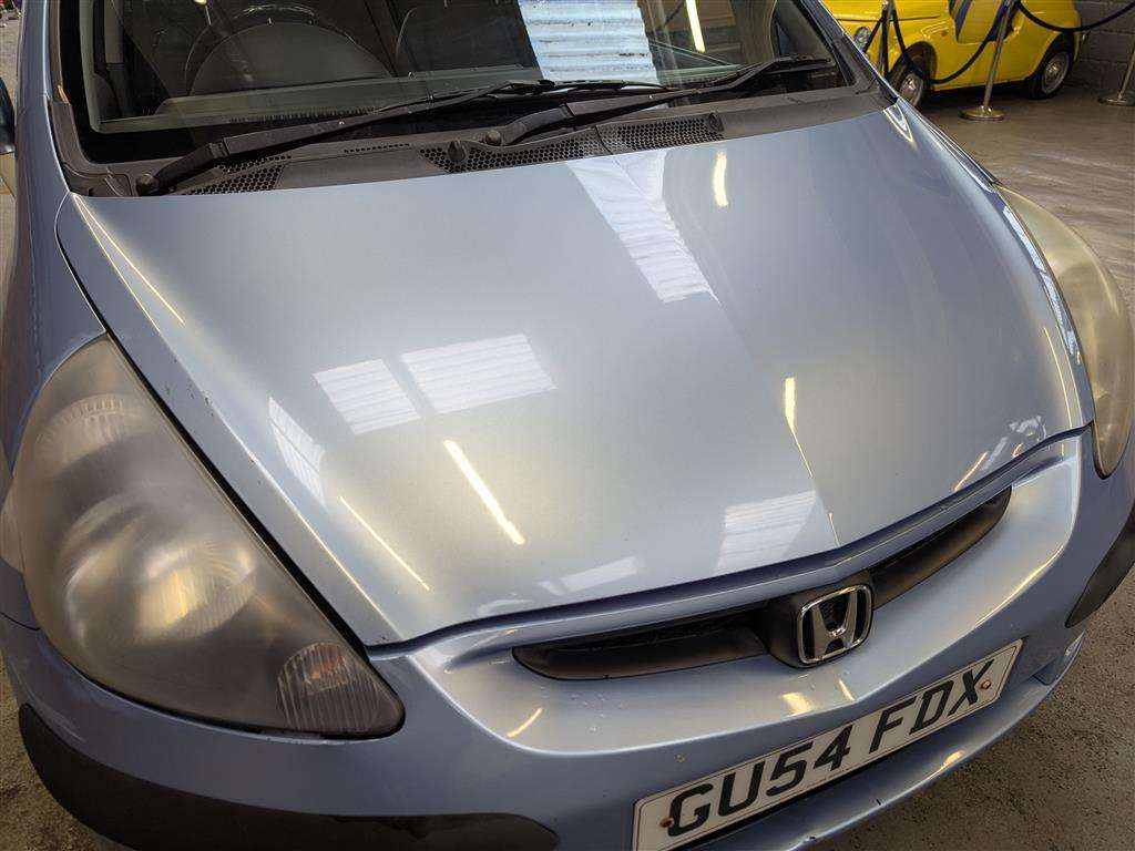 <p>2004 HONDA JAZZ SE SPORT CVT</p>
