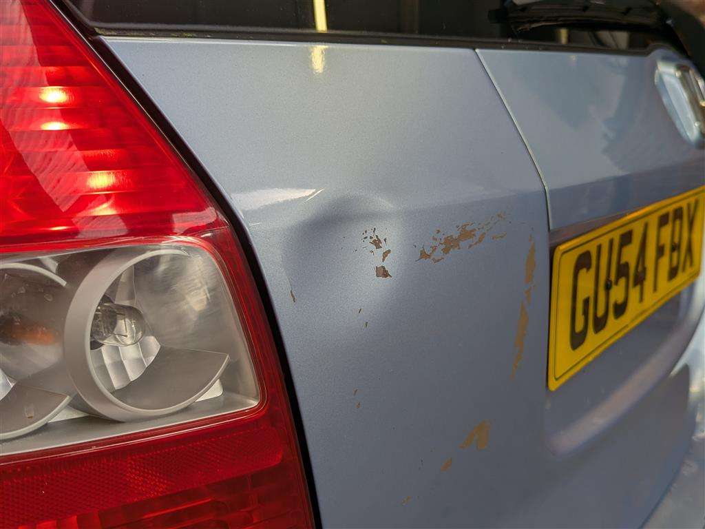 <p>2004 HONDA JAZZ SE SPORT CVT</p>