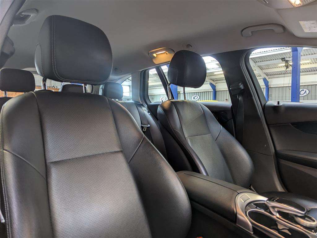 <p>2016 MERCEDES-BENZ C200 D SE EXECUTIVE</p>