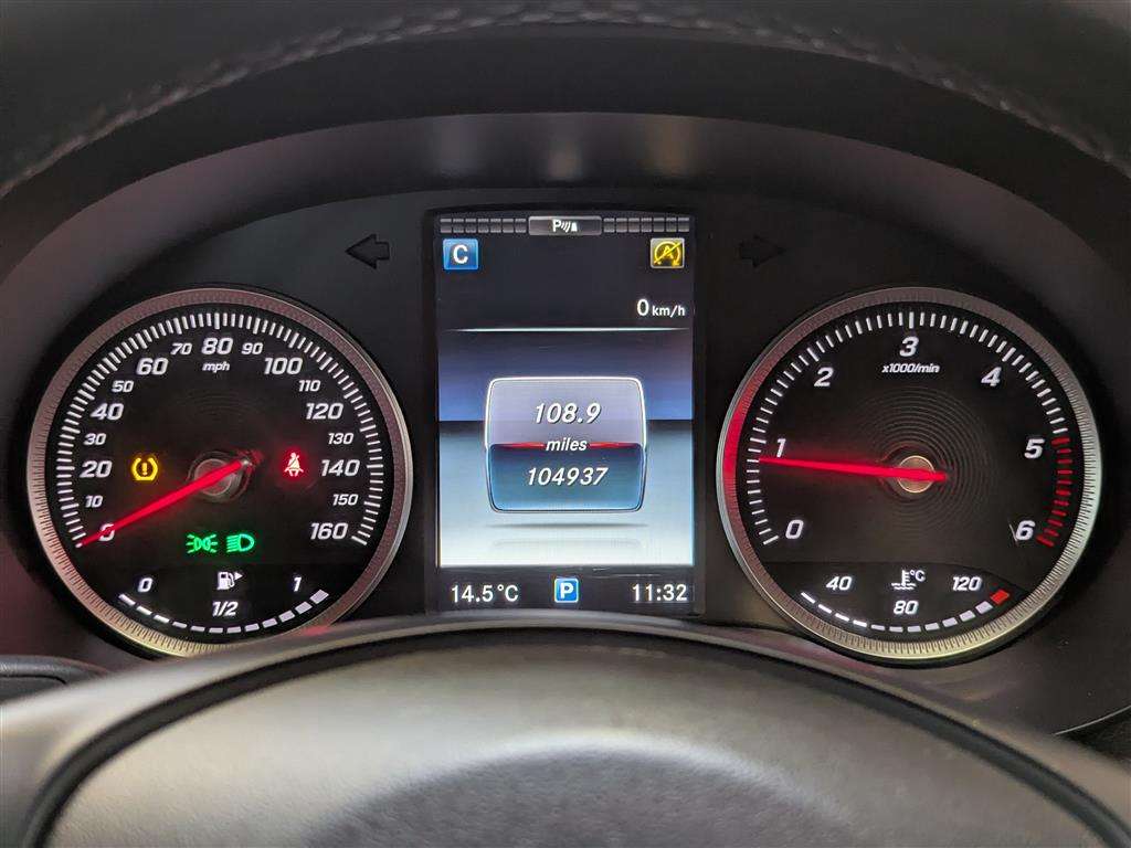 <p>2016 MERCEDES-BENZ C200 D SE EXECUTIVE</p>