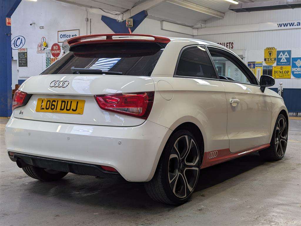<p>2011 AUDI A1 COMPETITION LINE TDI</p>