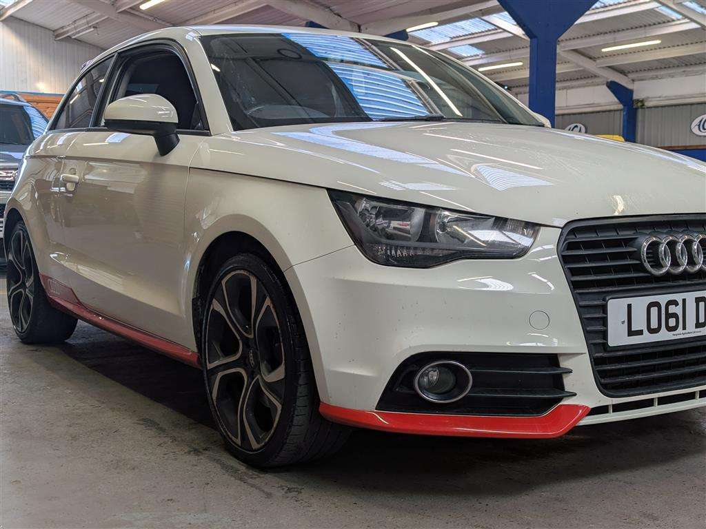 <p>2011 AUDI A1 COMPETITION LINE TDI</p>