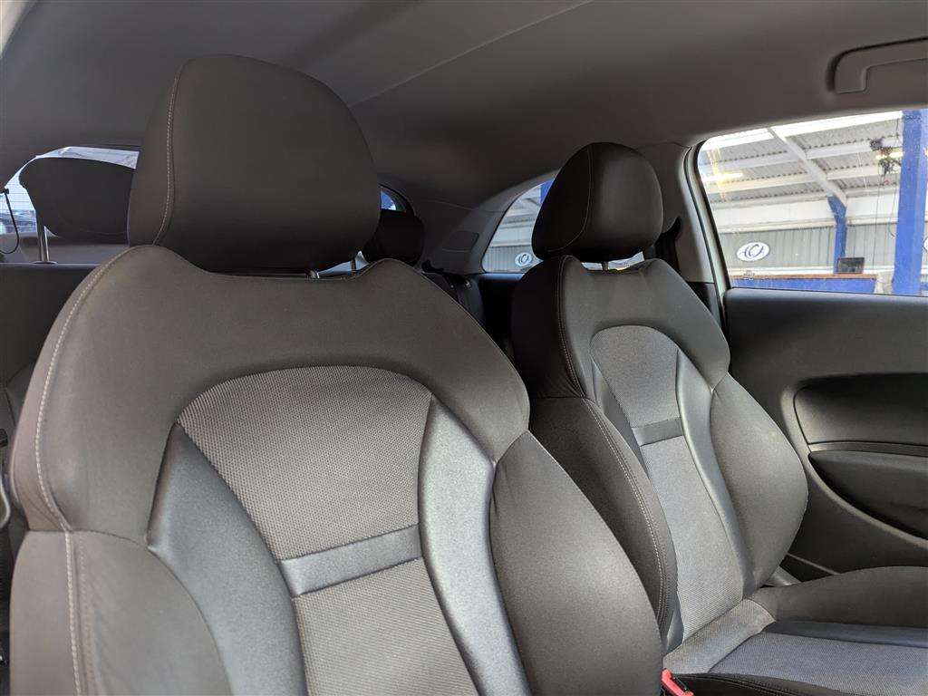 <p>2011 AUDI A1 COMPETITION LINE TDI</p>