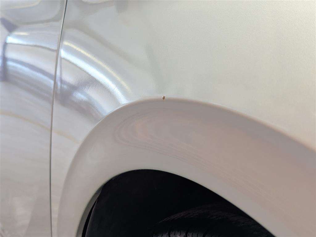 <p>2015 PEUGEOT 208 ACTIVE E-HDI S-A</p>