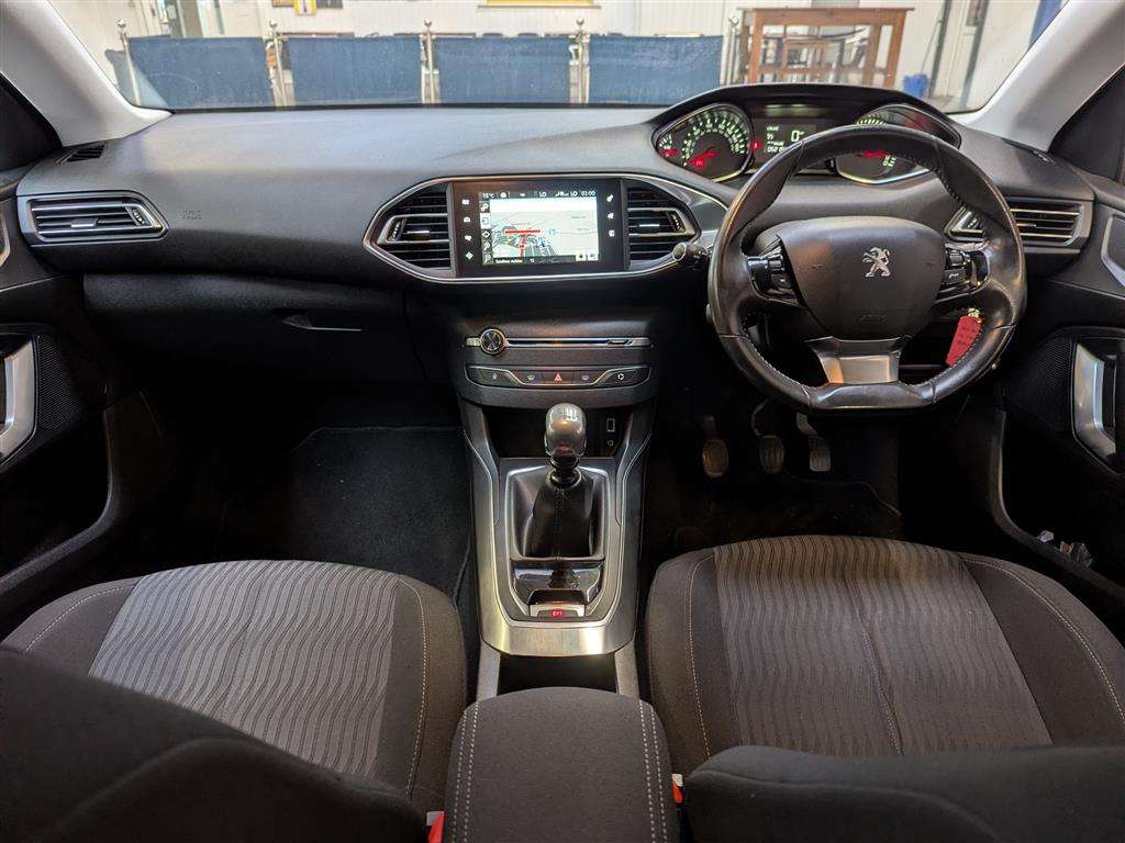 <p>2014 PEUGEOT 308 ACTIVE THP</p>