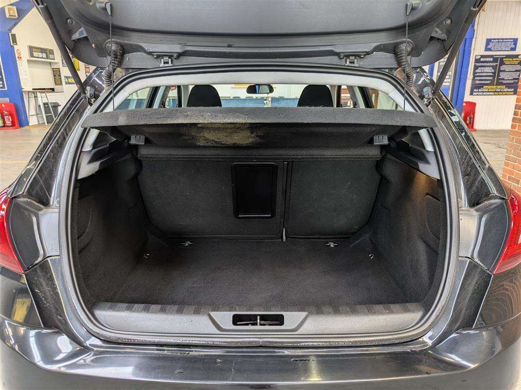 <p>2014 PEUGEOT 308 ACTIVE THP</p>