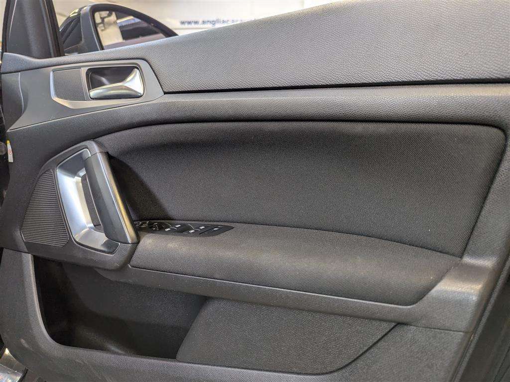 <p>2014 PEUGEOT 308 ACTIVE THP</p>