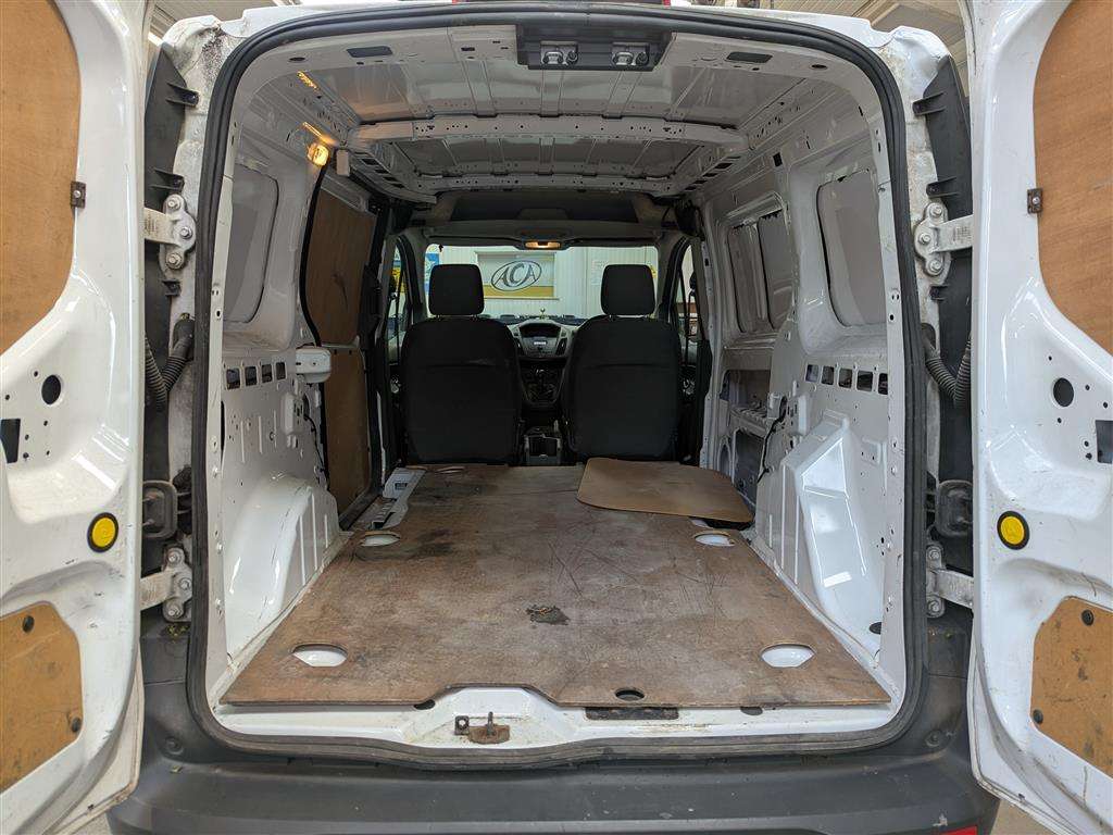 <p>2014 FORD TRANSIT CONNECT 210</p>