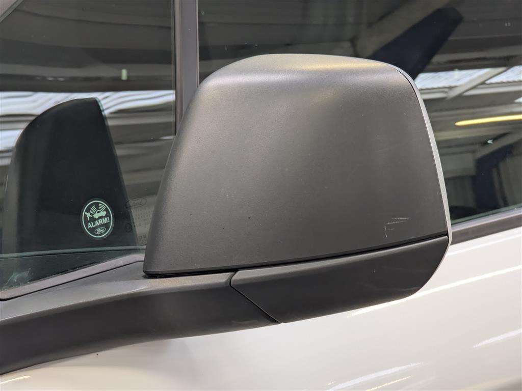 <p>2014 FORD TRANSIT CONNECT 210</p>