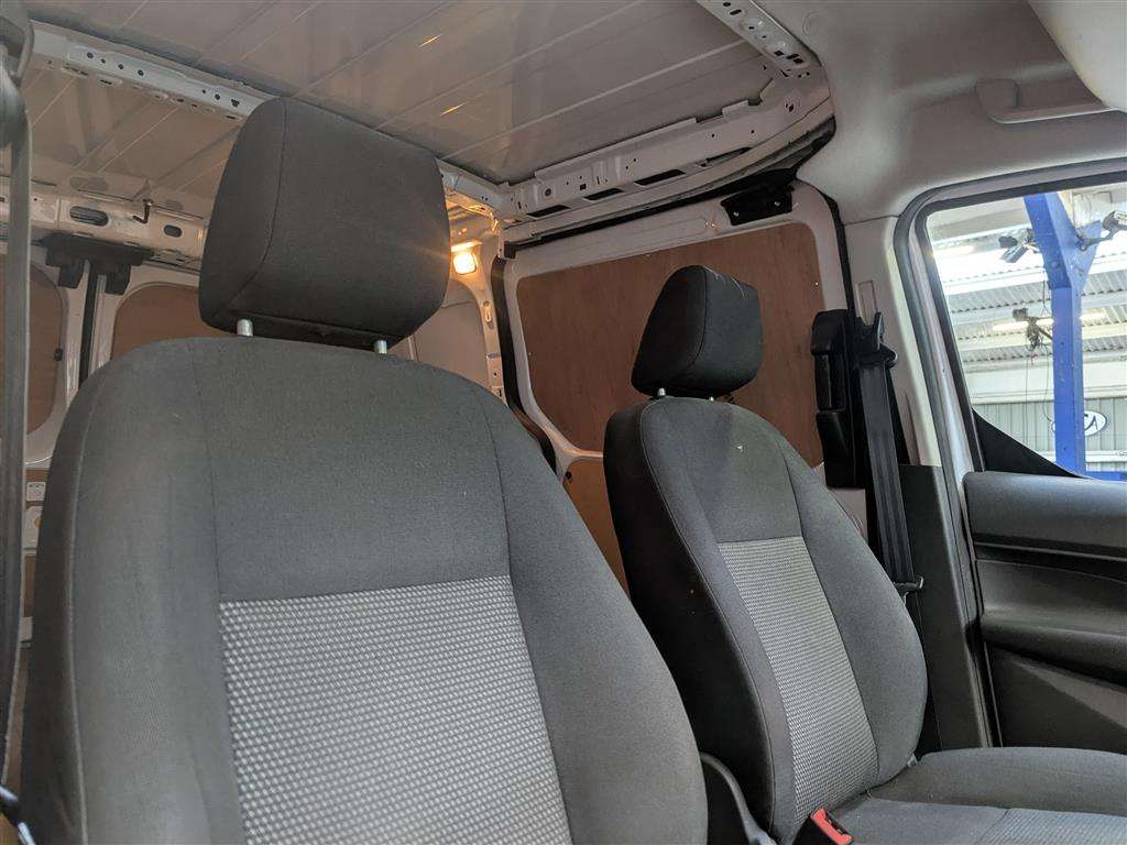 <p>2014 FORD TRANSIT CONNECT 210</p>