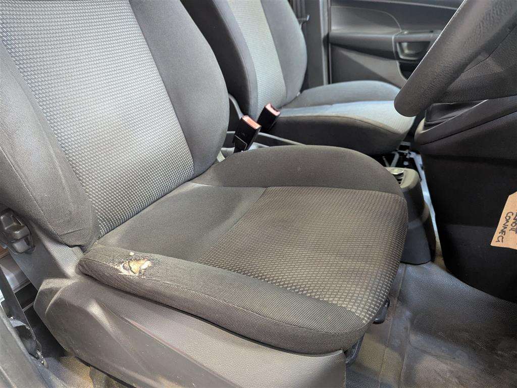 <p>2014 FORD TRANSIT CONNECT 210</p>