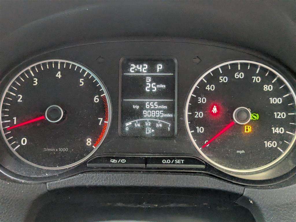 <p>2014 VOLKSWAGEN POLO MATCH EDITION S-A</p>