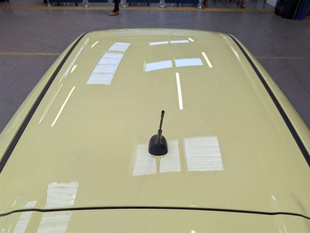 <p>2017 VAUXHALL VIVA SE AC</p>