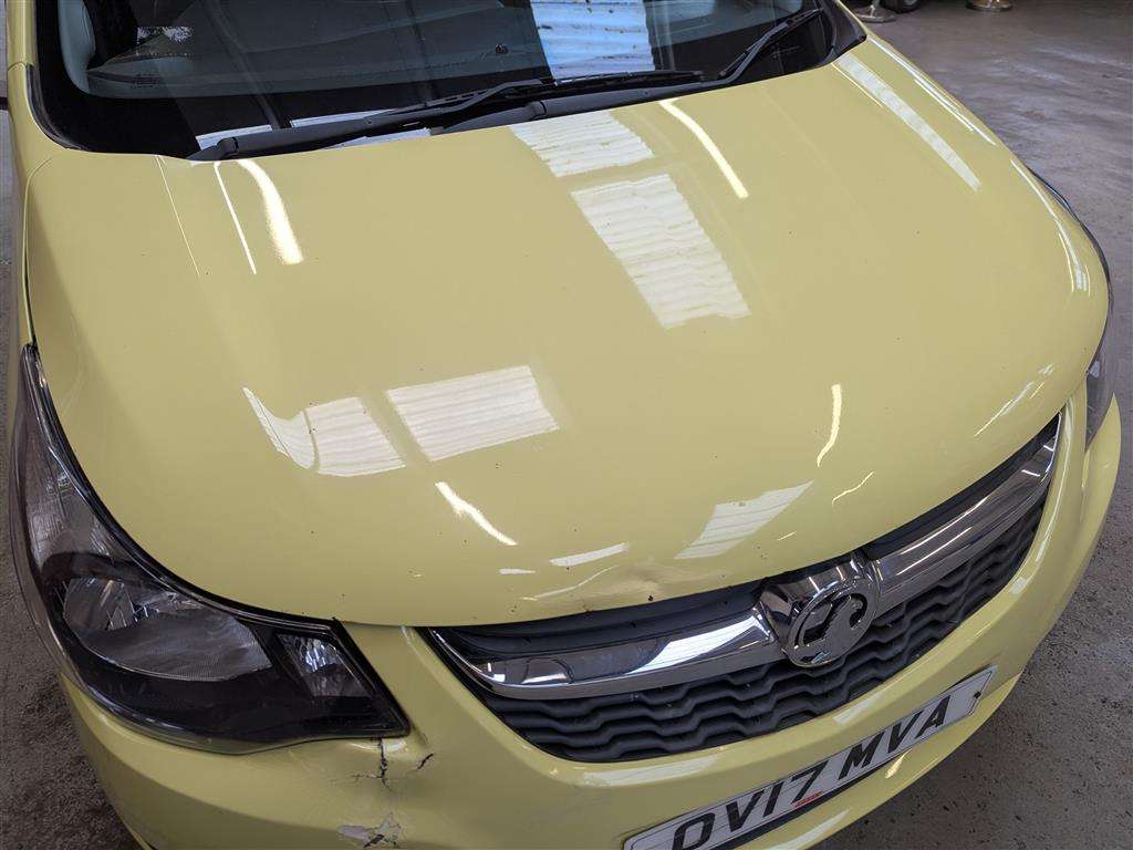 <p>2017 VAUXHALL VIVA SE AC</p>