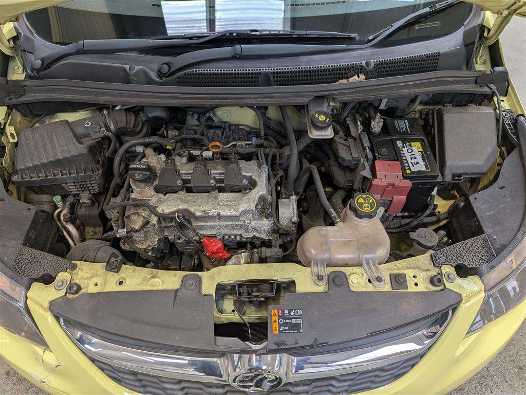 <p>2017 VAUXHALL VIVA SE AC</p>