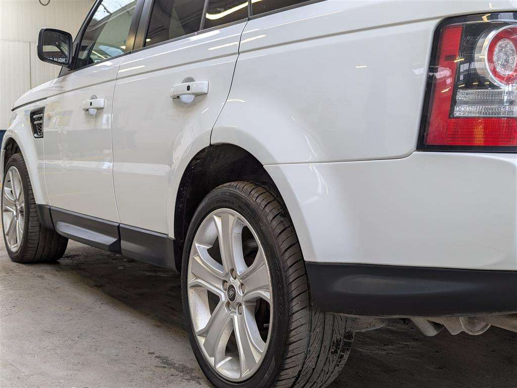 <p>2013 LAND ROVER R ROVER SPORT HSE BLACK S</p>