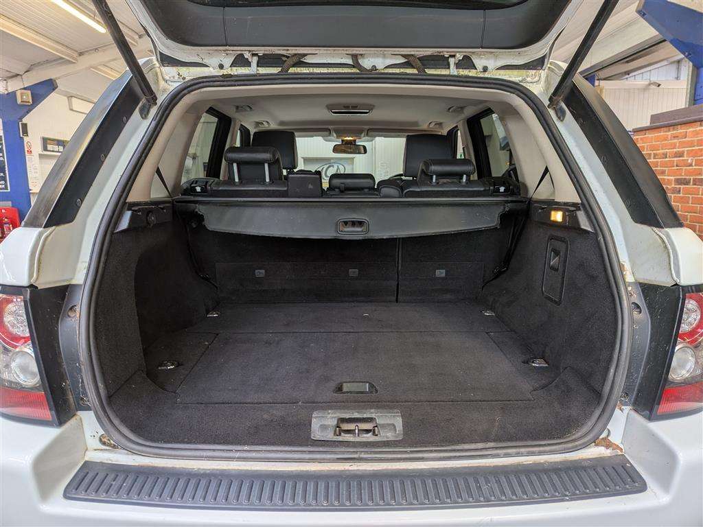 <p>2013 LAND ROVER R ROVER SPORT HSE BLACK S</p>