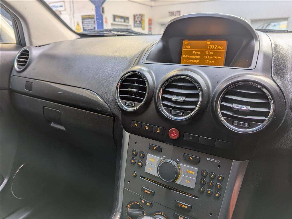 <p>2012 VAUXHALL ANTARA EXCLUSIV CDTI 4X4</p>