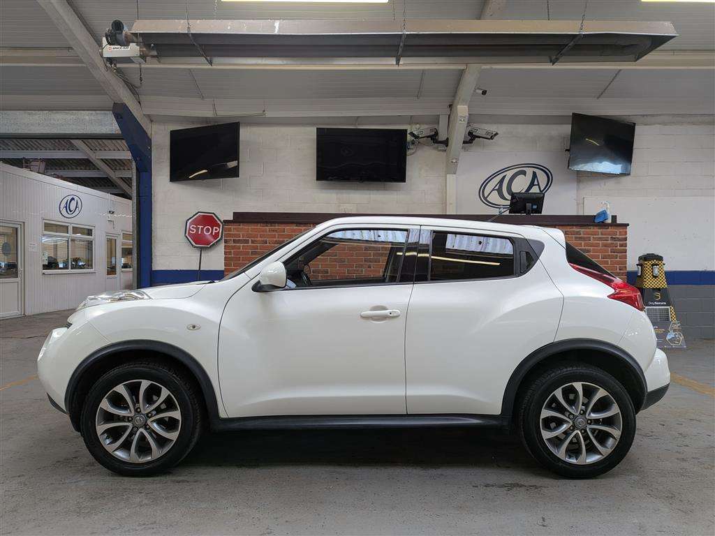 <p>2013 NISSAN JUKE TEKNA CVT</p>