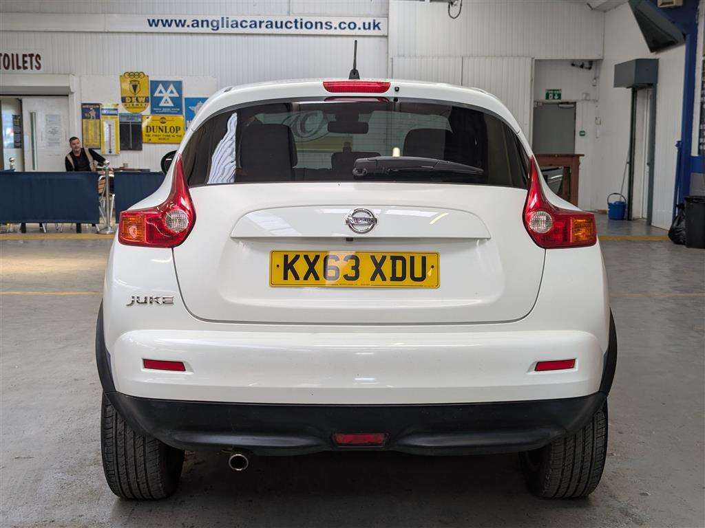 <p>2013 NISSAN JUKE TEKNA CVT</p>