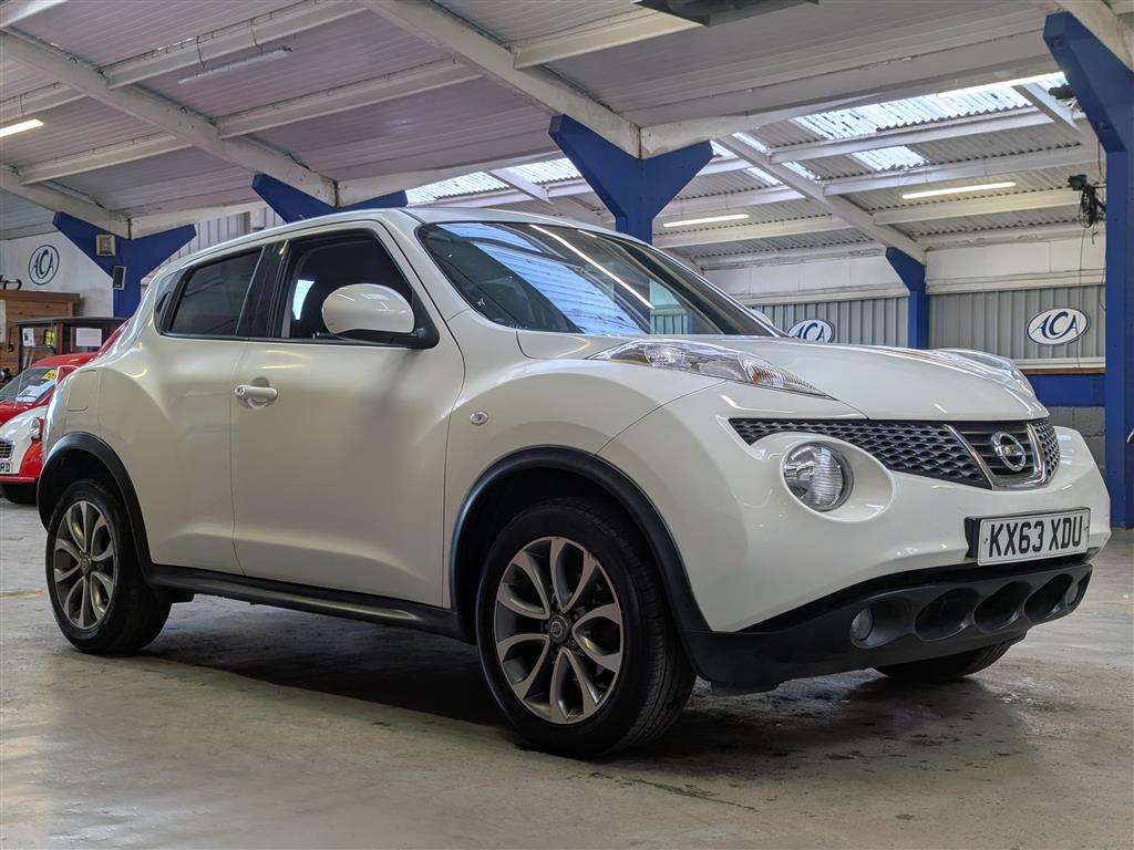 <p>2013 NISSAN JUKE TEKNA CVT</p>
