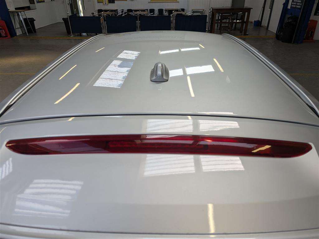 <p>2012 VOLVO XC60 SE LUX NAV D5 AWD AU</p>