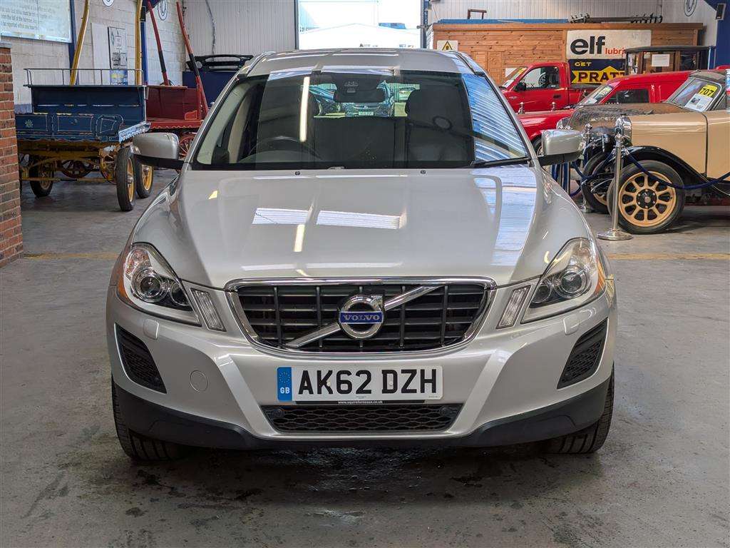 <p>2012 VOLVO XC60 SE LUX NAV D5 AWD AU</p>