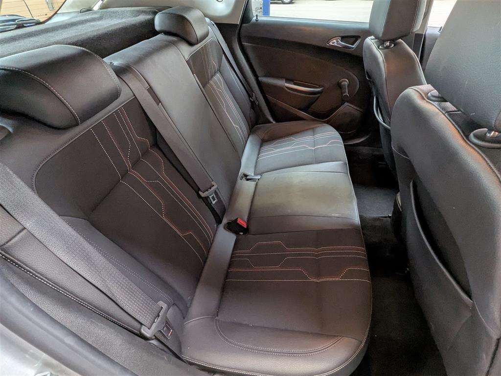 <p>2013 VAUXHALL ASTRA ACTIVE CDTI</p>