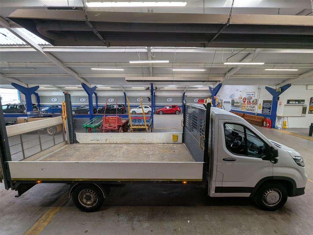 <p>2022 MAXUS DELIVER 9</p>