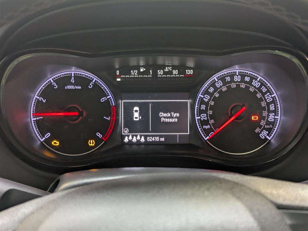 <p>2018 VAUXHALL ZAFIRA TOURER SRI NAV TUR</p>