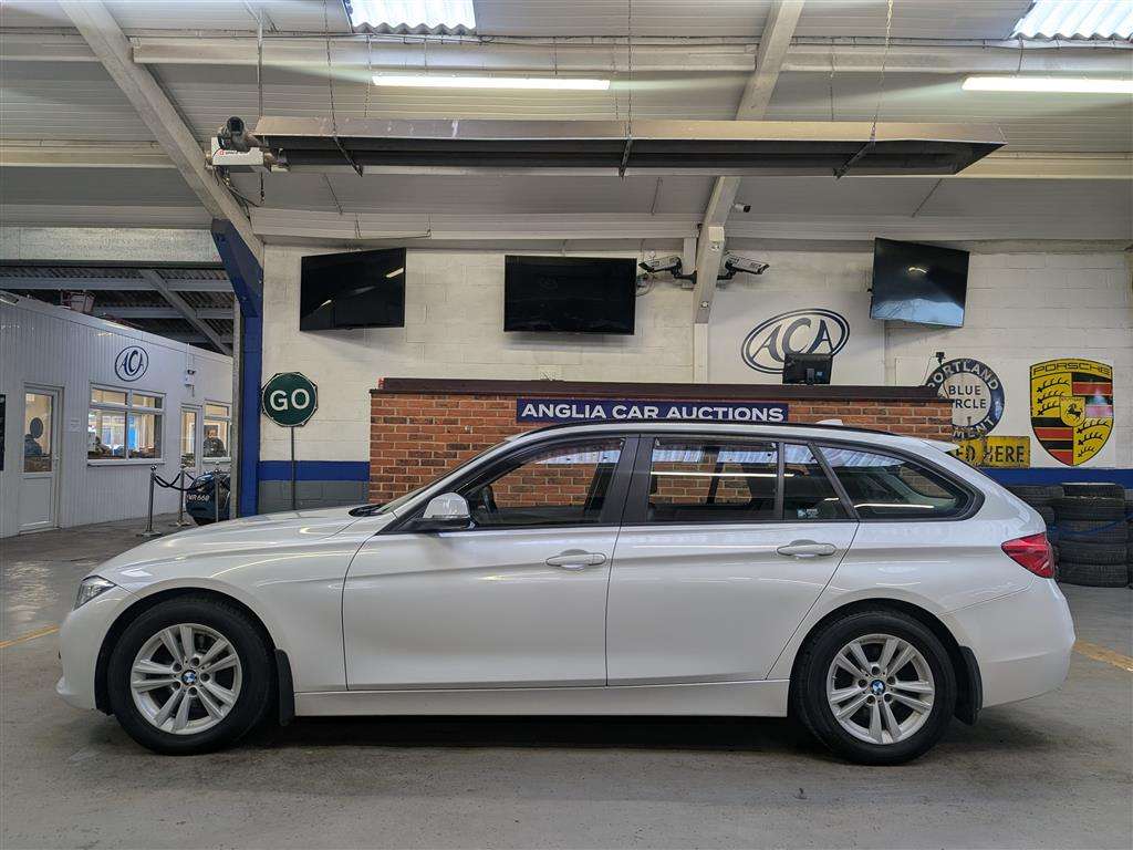 <p>2016 BMW 320D ED PLUS AUTO</p>