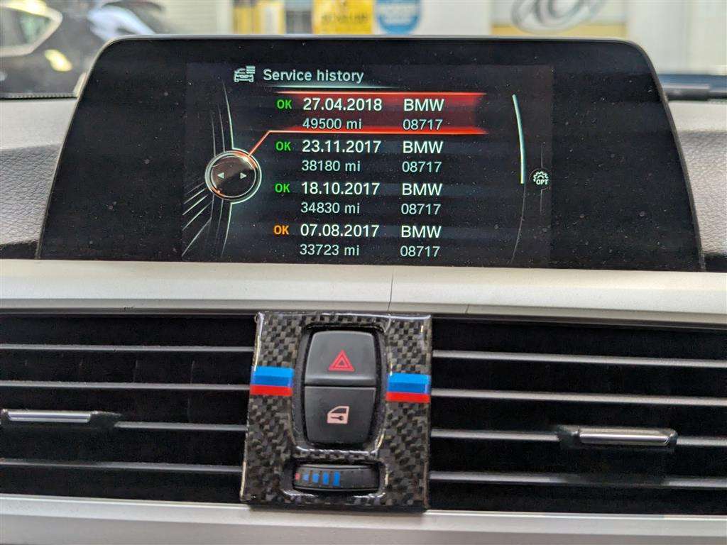 <p>2016 BMW 320D ED PLUS AUTO</p>