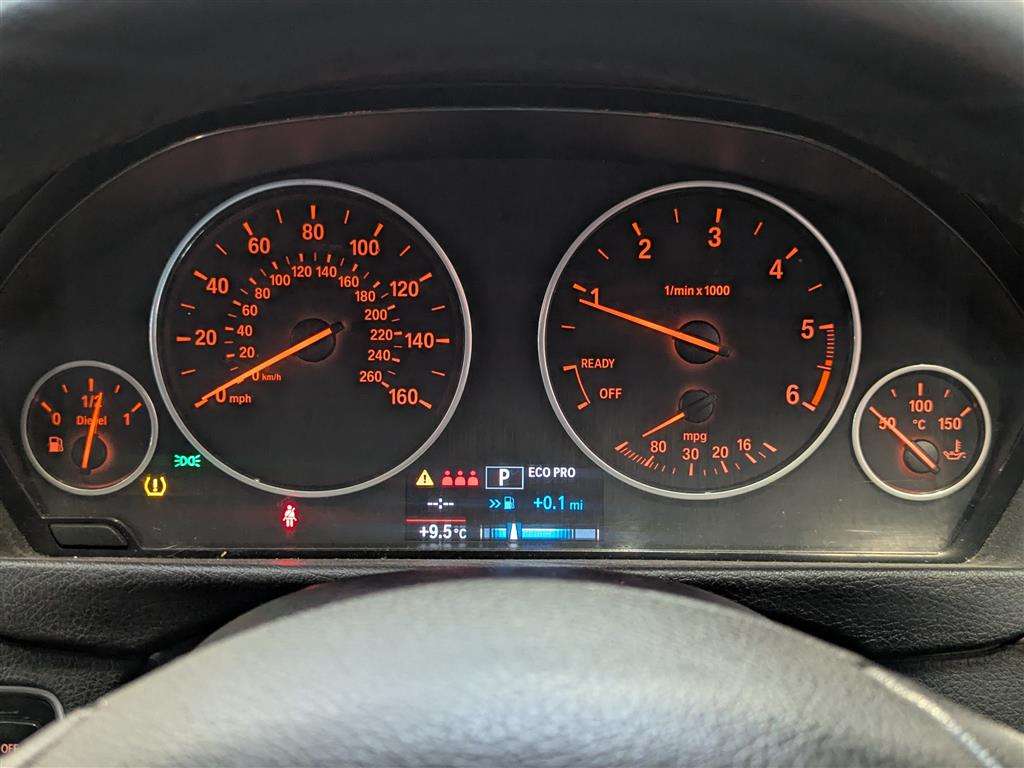 <p>2016 BMW 320D ED PLUS AUTO</p>