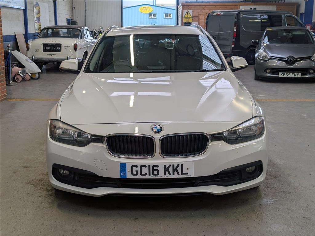 <p>2016 BMW 320D ED PLUS AUTO</p>