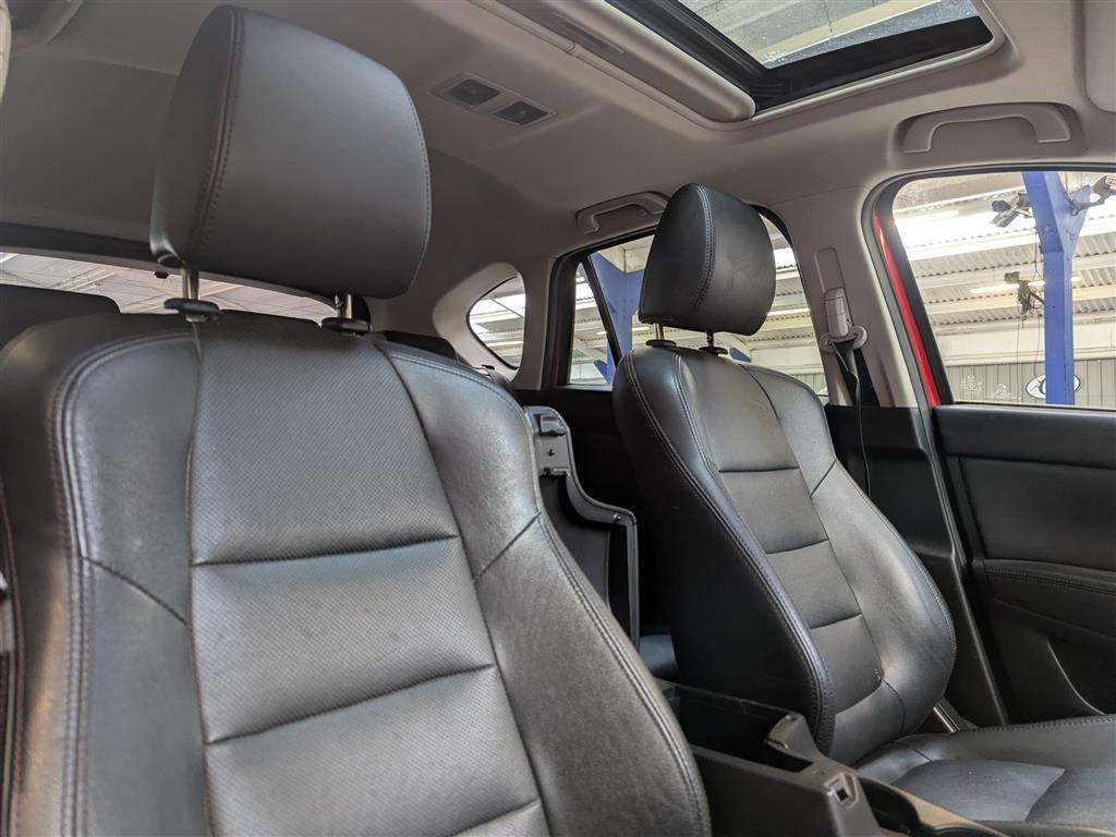 <p>2015 MAZDA CX-5 SE-L LUX NAV D</p>