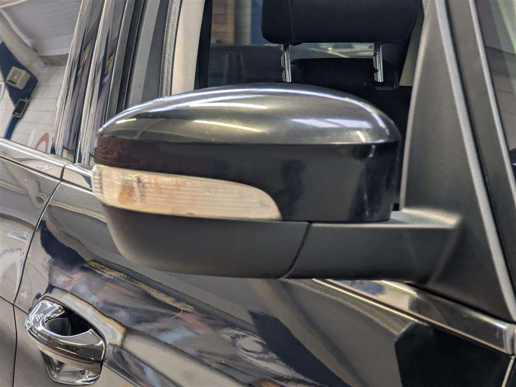 <p>2016 FORD S-MAX TITANIUM SPORT TDCI</p>