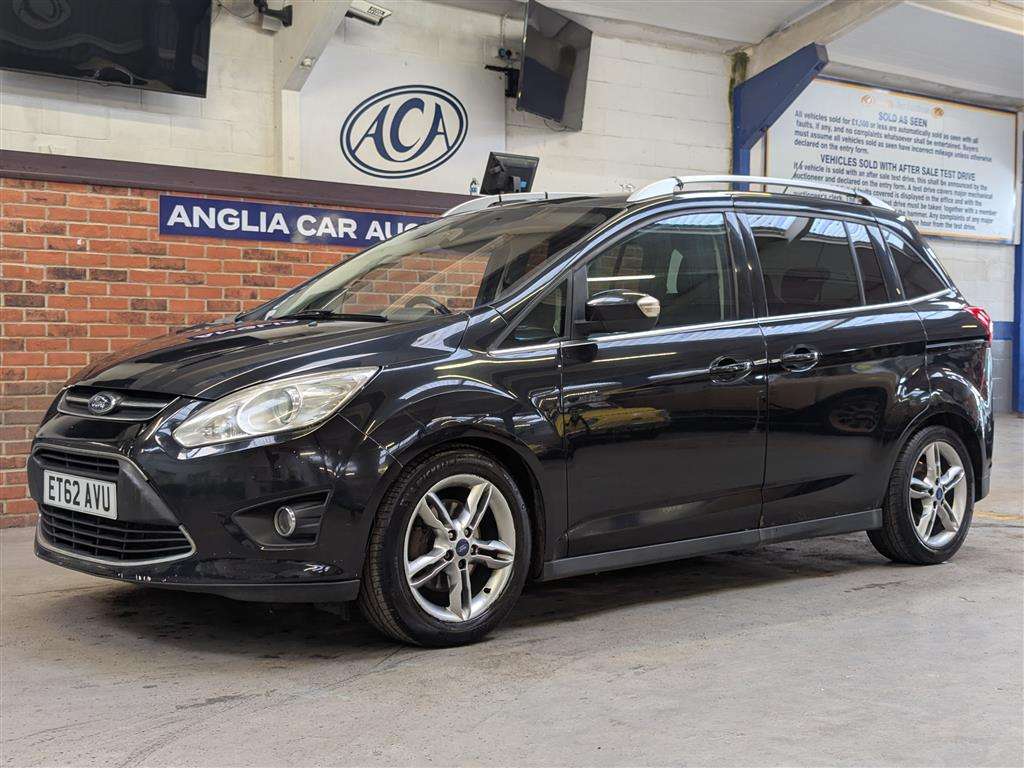 <p>2013 FORD GRAND C-MAX TITANIUM X TD</p>