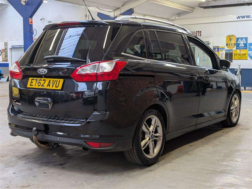 <p>2013 FORD GRAND C-MAX TITANIUM X TD</p>